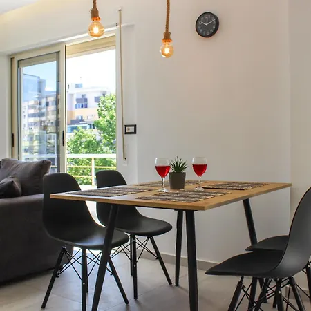 Riviera Star Retreat I72 دراس