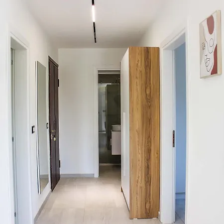 Riviera Star Retreat I72 دراس